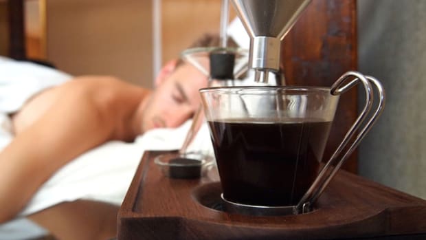 barisieur-coffee-maker-alarm-clock-joshua-renouf-3