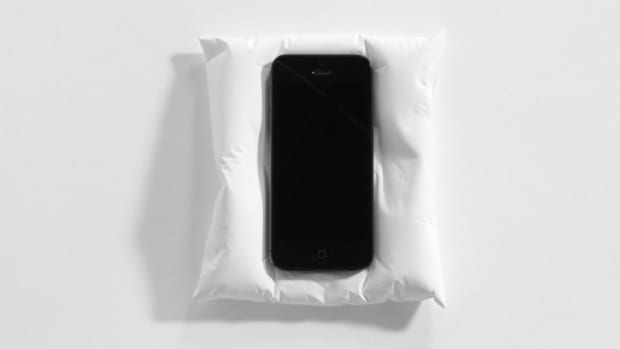 snarkitecture-iphone-pillow-1