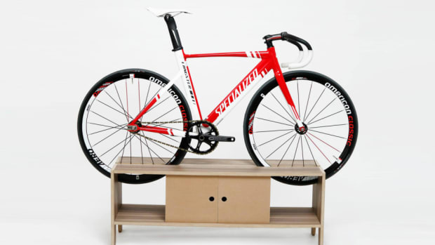Chol1-Bike-Stand-Furniture-04-960x640.jpg