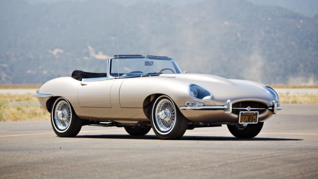 1967_Jaguar_E-Type_Series_I_Roadster_0119