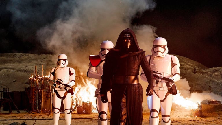 Japanese 'Star Wars: The Force Awakens' Trailer Is The Most Revealing Yet