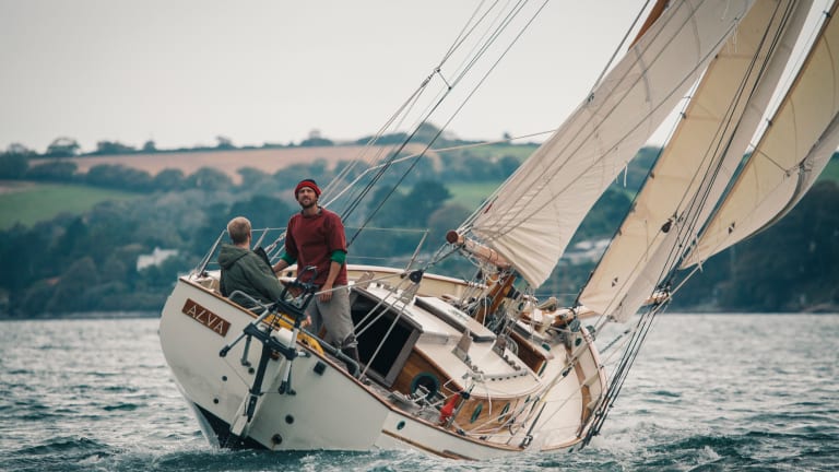 A Beautiful Look At How Traditional Wooden Boats Are Made 