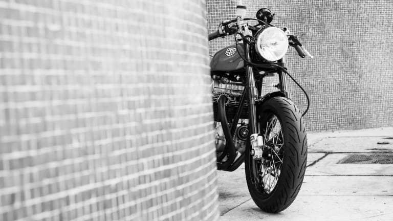 Dues Ex Machina's Icie 800 Cafe Racer Will Knock You Out With Its Beach Style