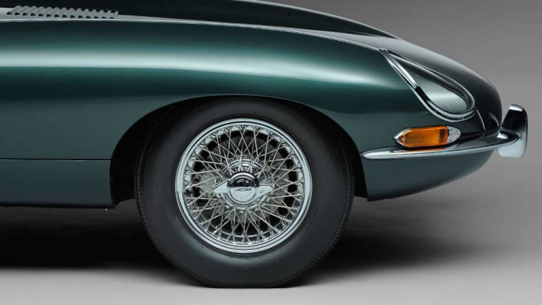 This 1961 Jaguar E-Type Is One Sexy Cat
