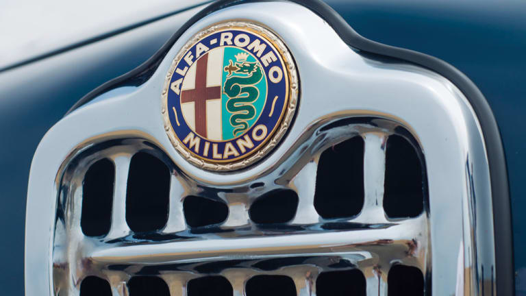 16 Heart-Stopping Vintage Alfa Romeo Photos