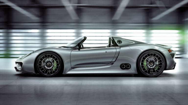 A Beautiful Look At How Porsche Builds Their Amazing 918 Spyder