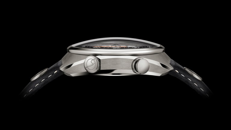 Singer Unveils Luxury Timepiece Inspired by Their Reimagined Porsche 911s