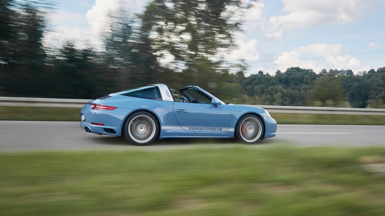 Limited Edition Porsche 911 4S Targa Looks Stunning in Retro Blue Paint Job