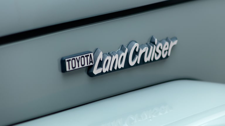 land cruiser logo font