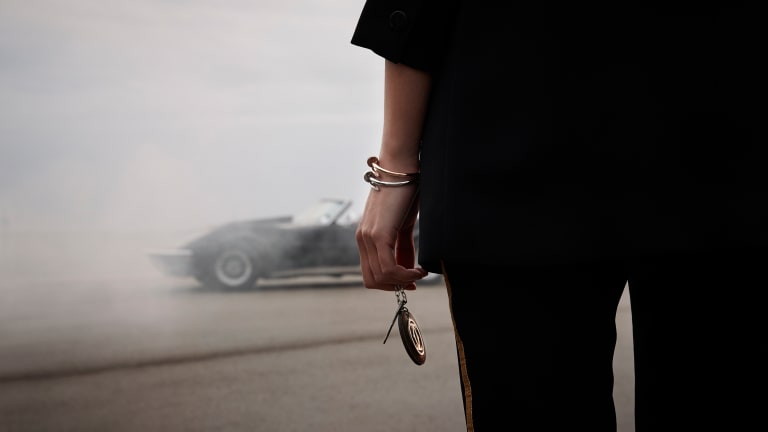 Vintage Cars, Good Style & Beautiful Women: This Short Film Has It All