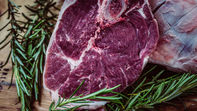 10 Expert Ways to Season Steak