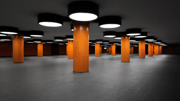 Go Underground In This Deserted Subway Station Photo Series