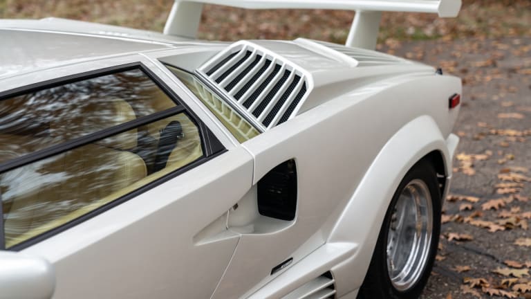 Car Porn 1990 Lamborghini Countach Airows