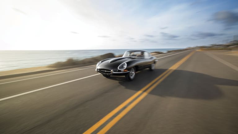 Car Porn: 1961 Jaguar E-Type Series 1