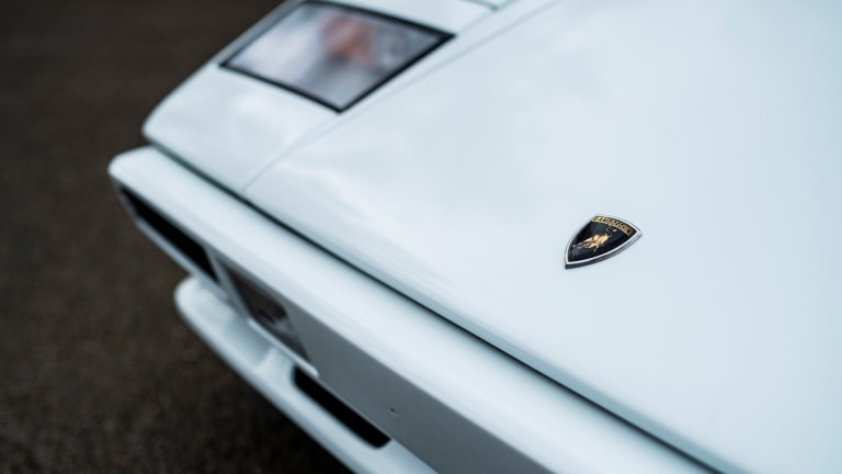 Car Porn: 1984 Lamborghini Countach LP500 S
