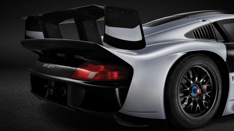 Somehow This Porsche 911 GT1 Evolution Is Completely Street Legal