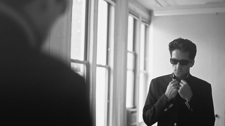Francis And The Lights Used An iPhone To Record This Hauntingly Beautiful Single