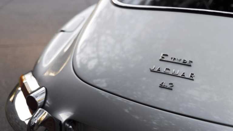 Lay Your Eyes on This Beautiful 1965 Jaguar E-Type