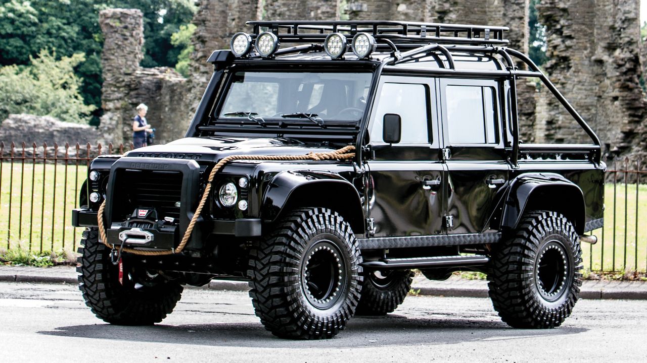 The Custom Land Rover Defender SVX From 'Spectre' Is For Sale - Airows