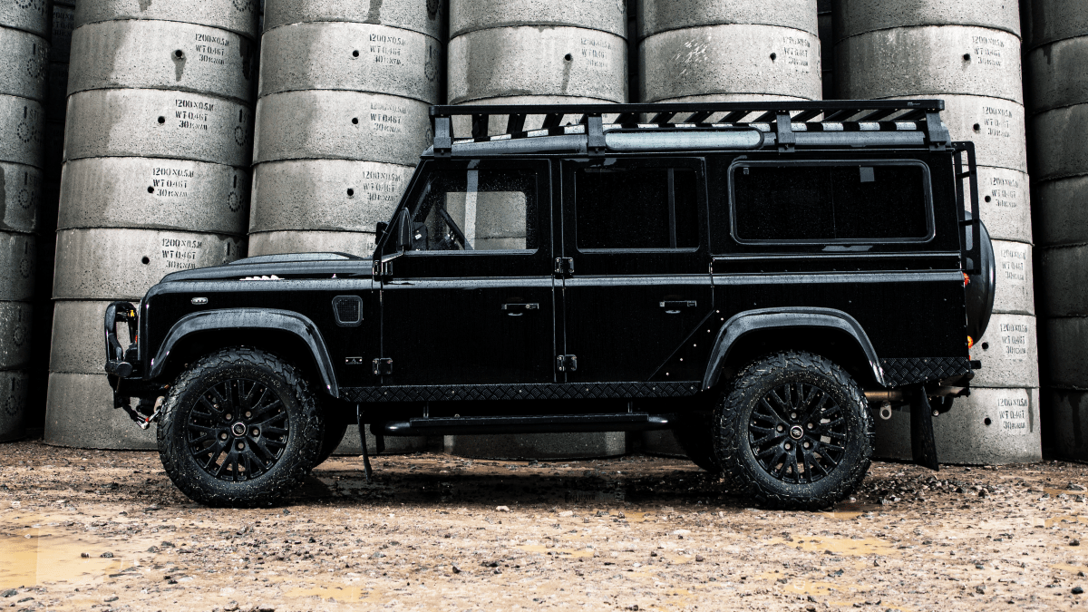 Car Porn: Custom 1992 Land Rover Defender - Airows