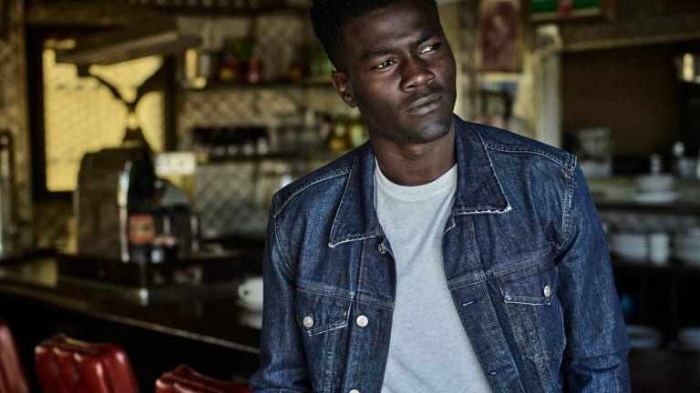 Men wearing deals jean jackets