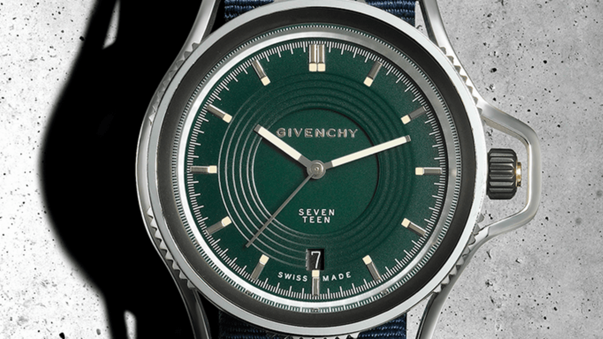 Givenchy Watch by Riccardo Tisci - Airows