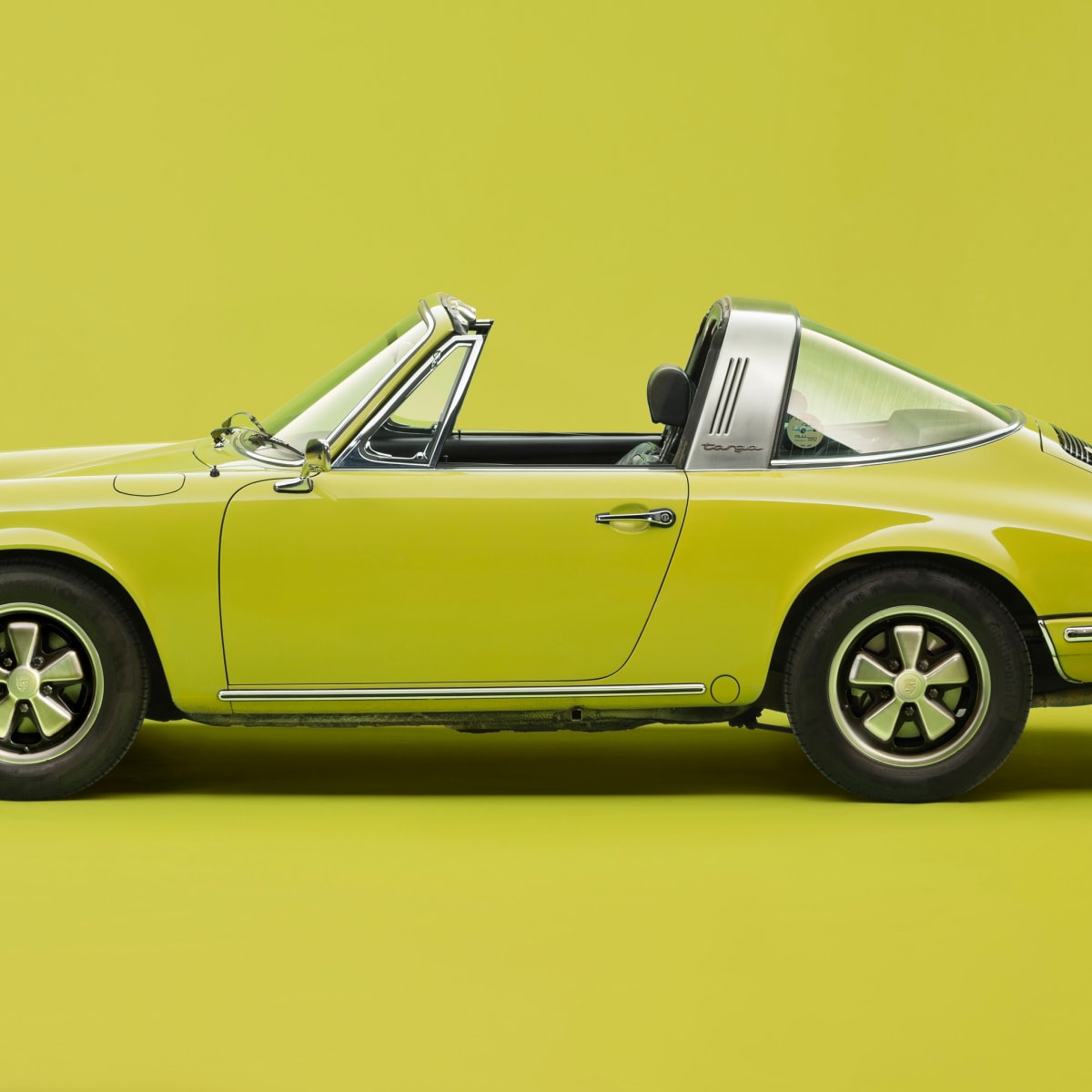 Stop Everything and Add This Gorgeous Porsche 911 Book to Your Coffee Table  - Airows