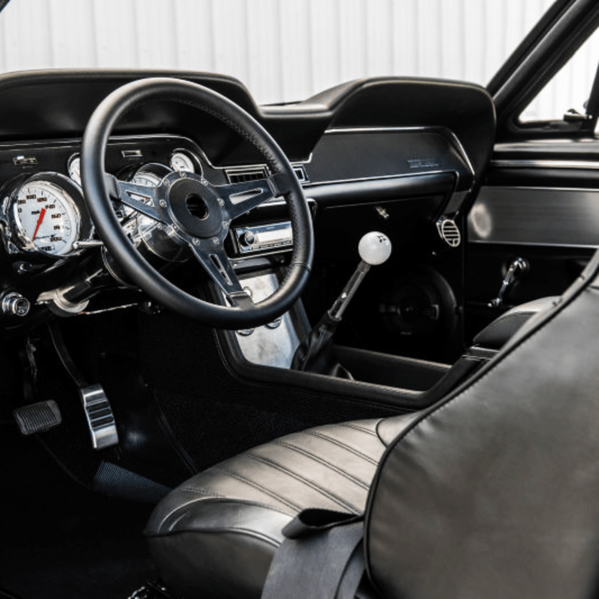 Car Porn: Custom 1968 Ford Mustang - Airows