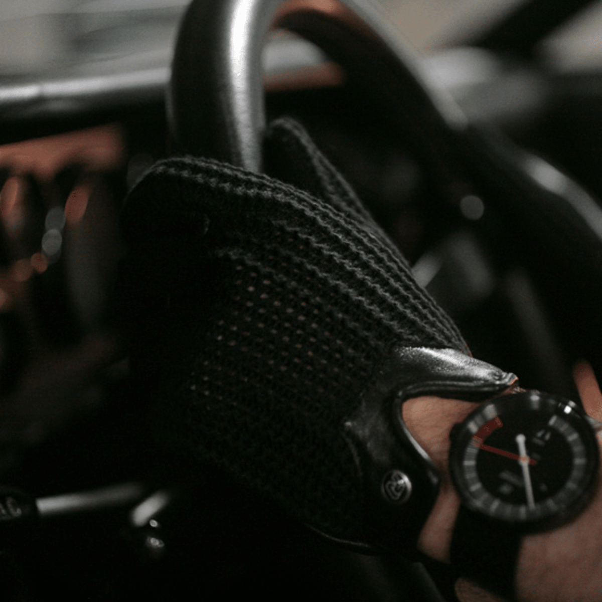 Autodromo stringback best sale driving gloves