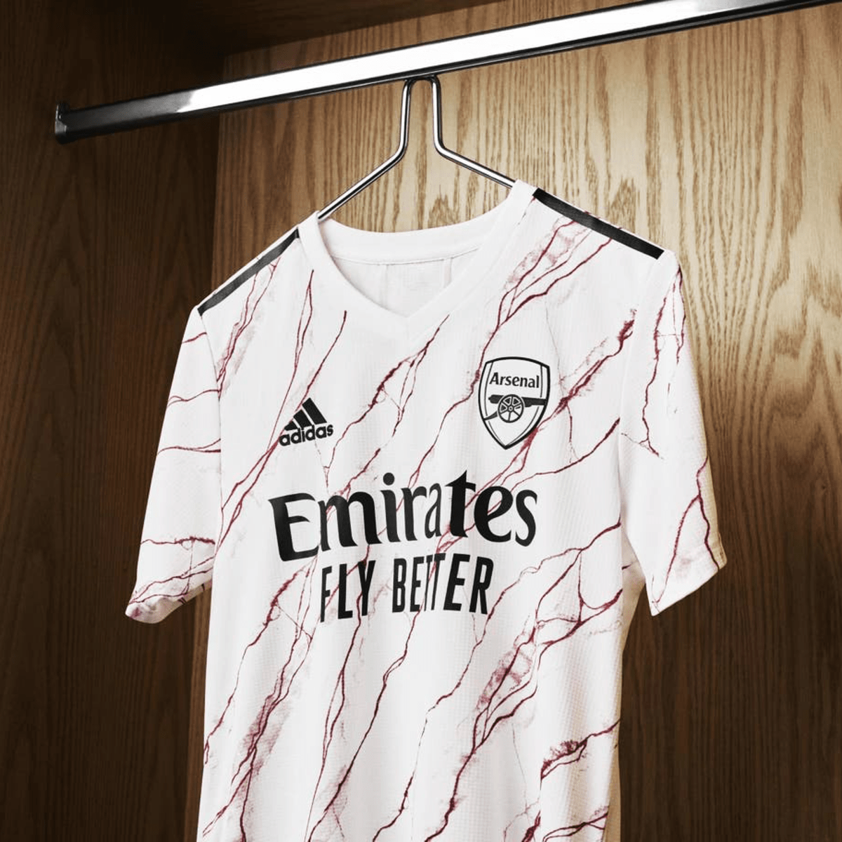 Arsenal away jersey clearance 2020