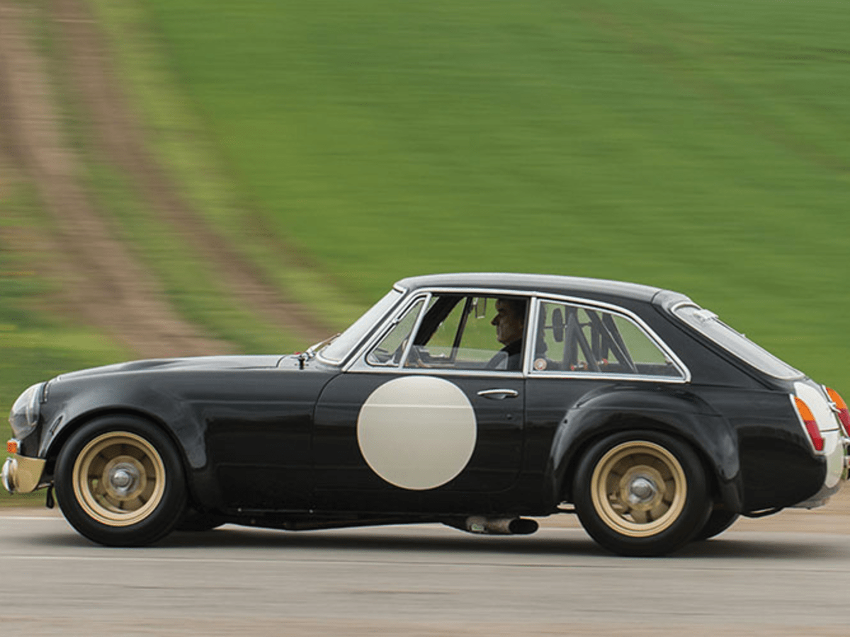 Car Porn: 1969 MG MGC GTS Sebring - Airows