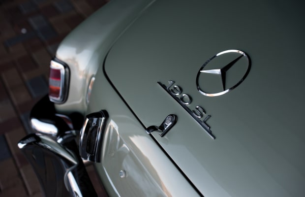 This 1956 Mercedes-Benz 190 SL Is So Pretty It Hurts