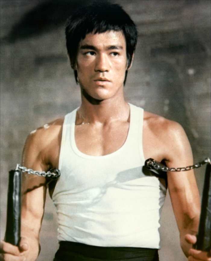 Amazing Video Bruce Lee Dominates At Ping Pong Using Nunchaku Instead Of Paddle Airows