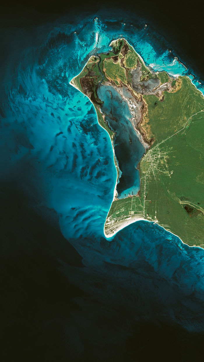 50+ Amazing iPhone Wallpapers Taken From Satellites Around ...