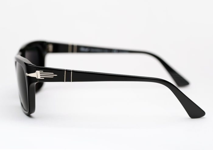 These Persol 'Film Noir' Sunglasses Will Make You Look lIke Johnny Cash ...