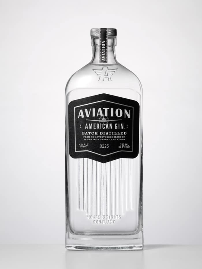 10 Great Gins Every Gentleman Should Get Acquainted With Airows