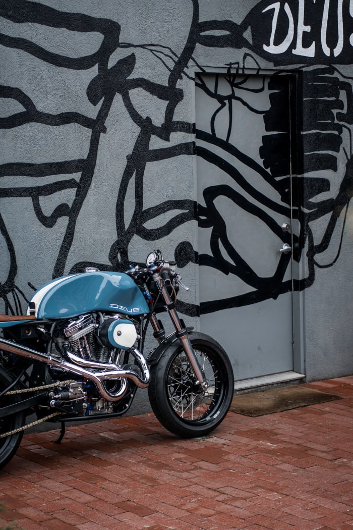 deus custom motorcycles