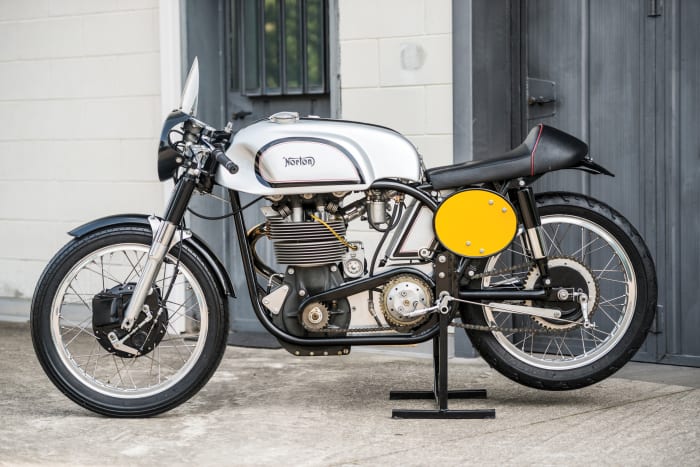 This Grand Prix Winning 1963 Norton Manx 30M Is Looking for a New Home ...