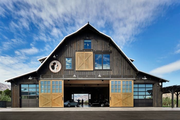 The Ultimate Industrial-Inspired Barn Space - Airows