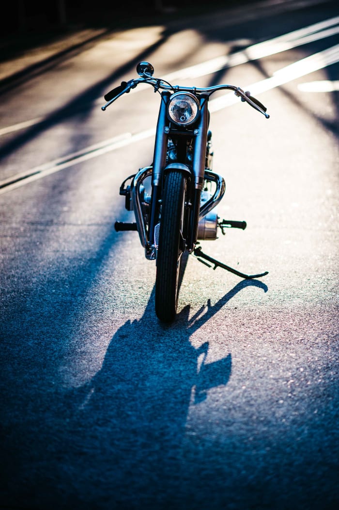 deus custom motorcycles