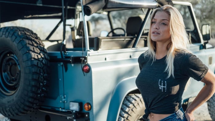 Nothing Goes Together Like a Vintage Land Rover and Gorgeous Girl - Airows
