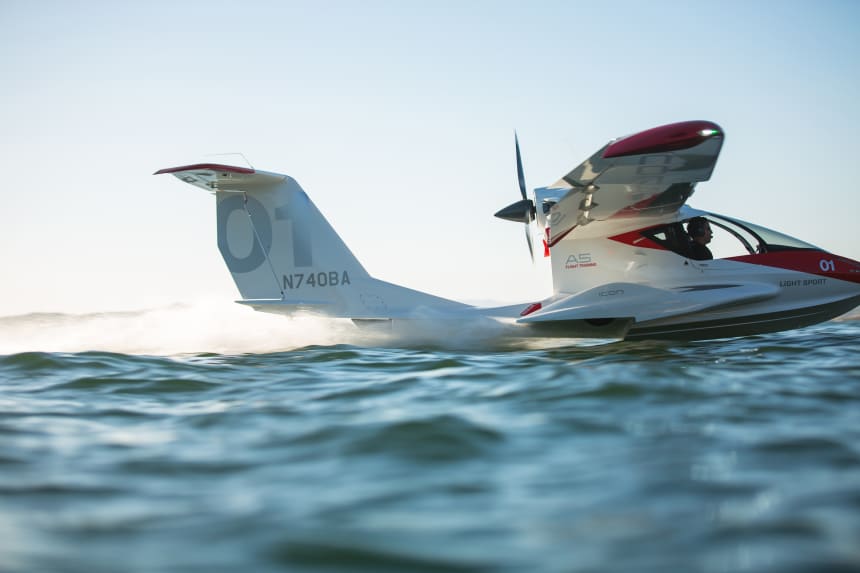 This Amphibious Private Plane Is Straight Out of a Bond Movie - Airows