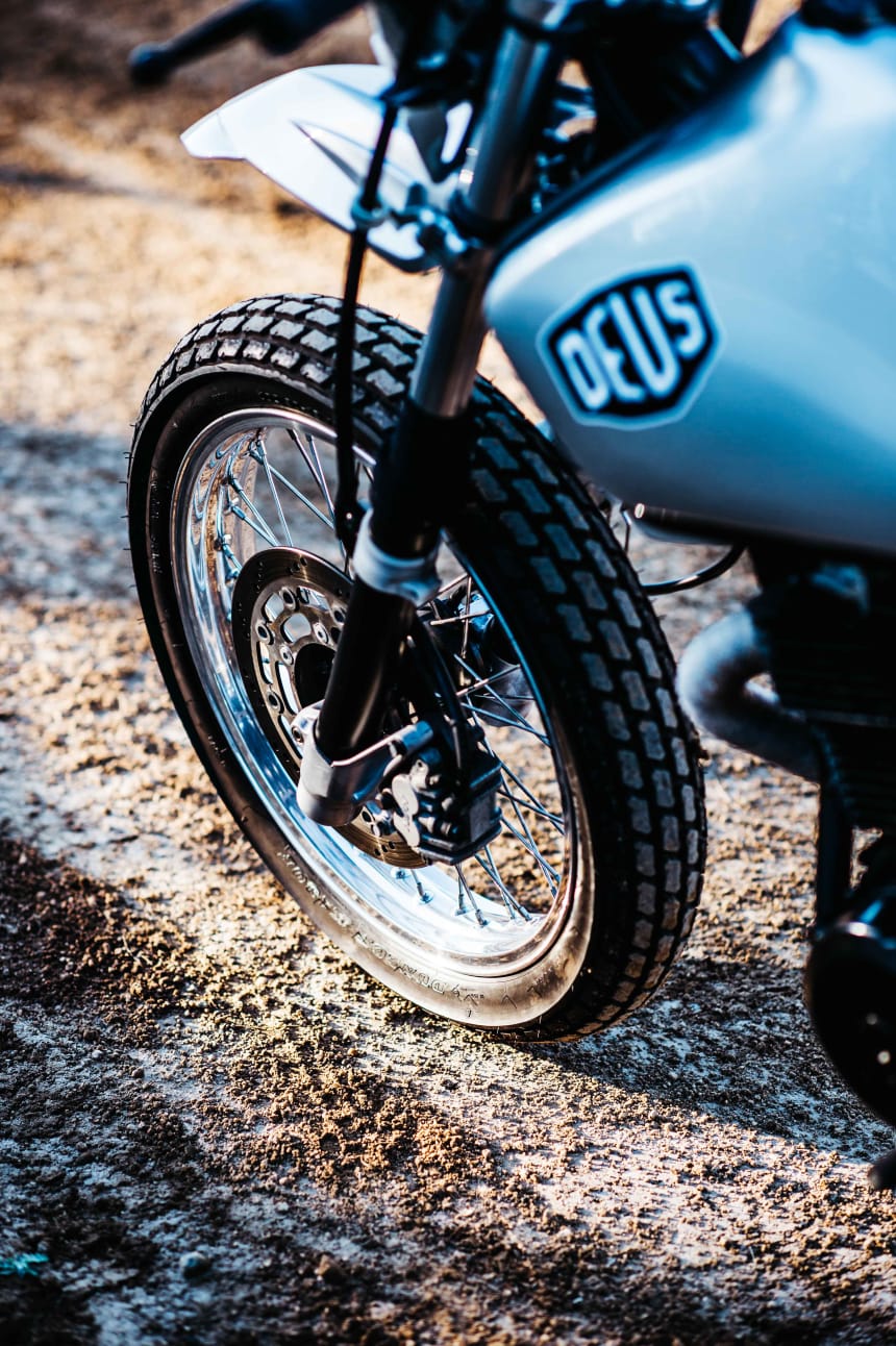 deus custom motorcycles