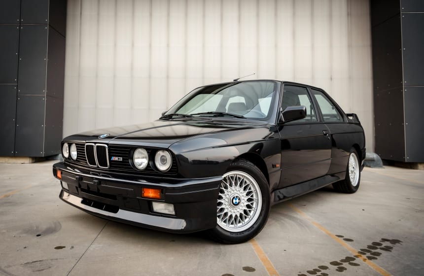 Car Porn: 1988 BMW M3 - Airows