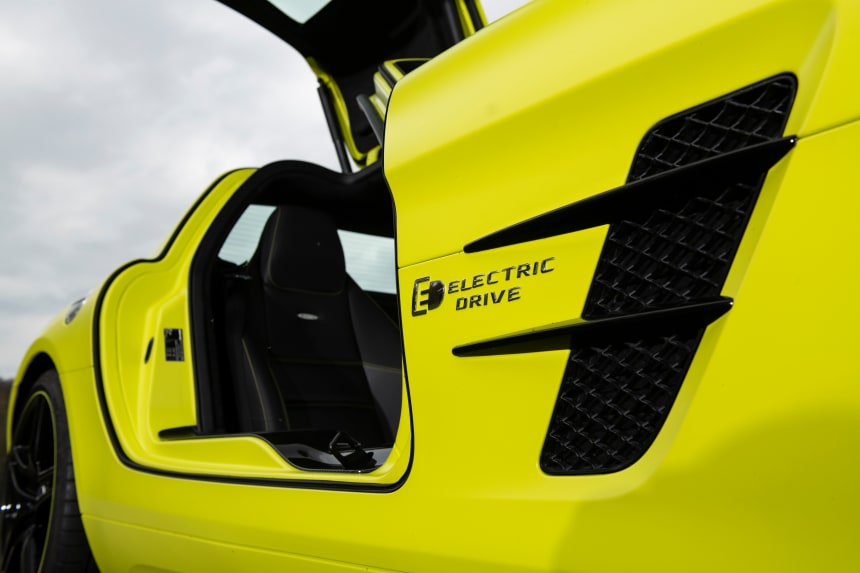 Car Porn 2013 MercedesBenz SLS AMG Coup Electric Drive Airows