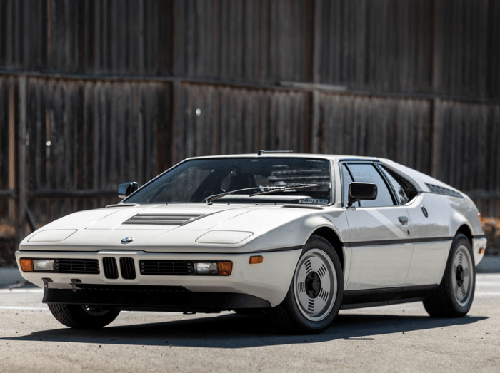 Cool Photos Of A Retrofuturistic 1981 BMW M1 - Airows