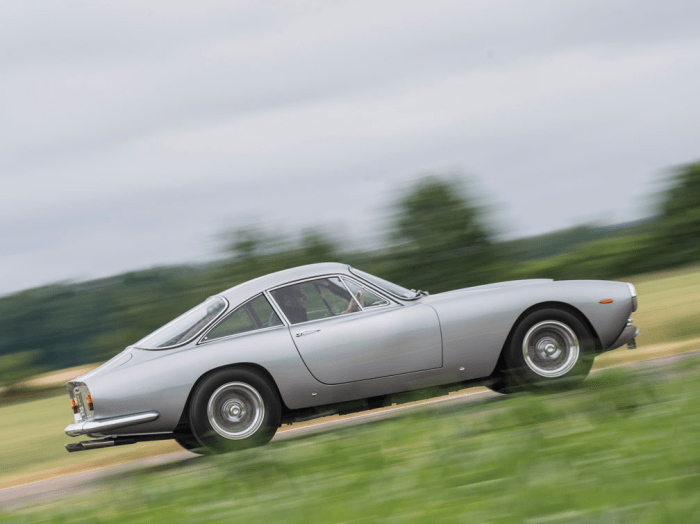 Car Porn: A Gentlemanly 1964 Ferrari 250 GT/L Berlinetta - Airows