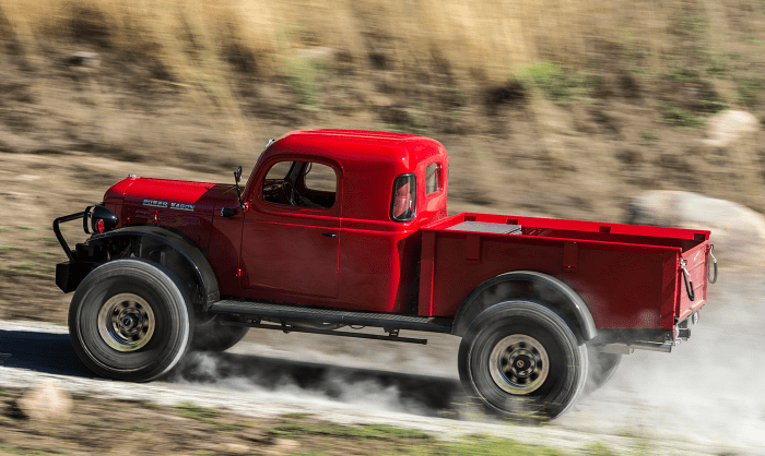 15 Photos Of A Beautifully Restored Dodge Power Wagon - Airows