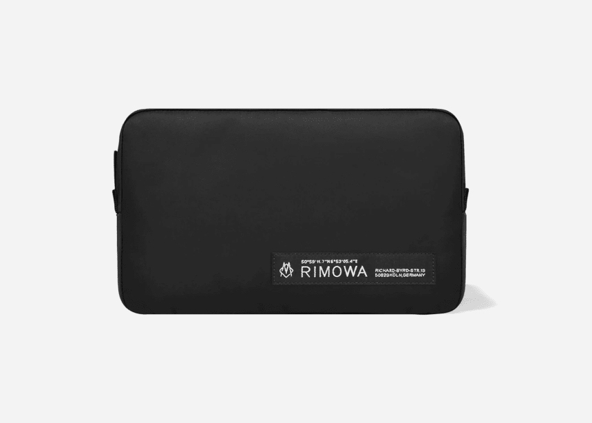 RIMOWA Releases a Sleek, Simple Dopp Kit - Airows