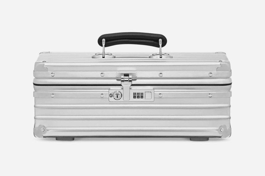 RIMOWA Unleashes Dedicated Champagne Case Airows